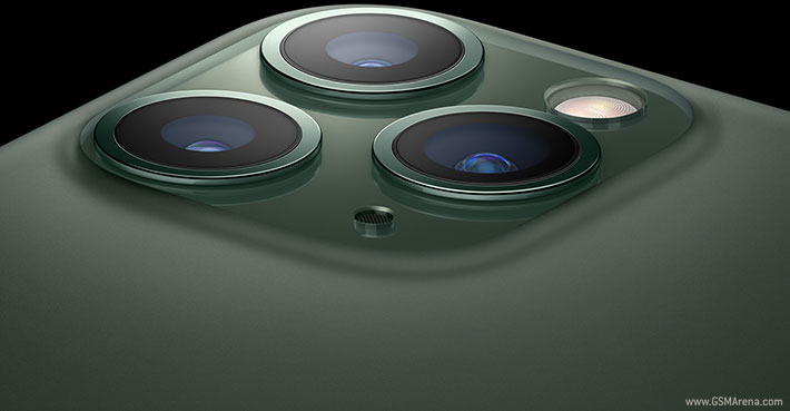 Apple iPhone 11 Pro Max view 4