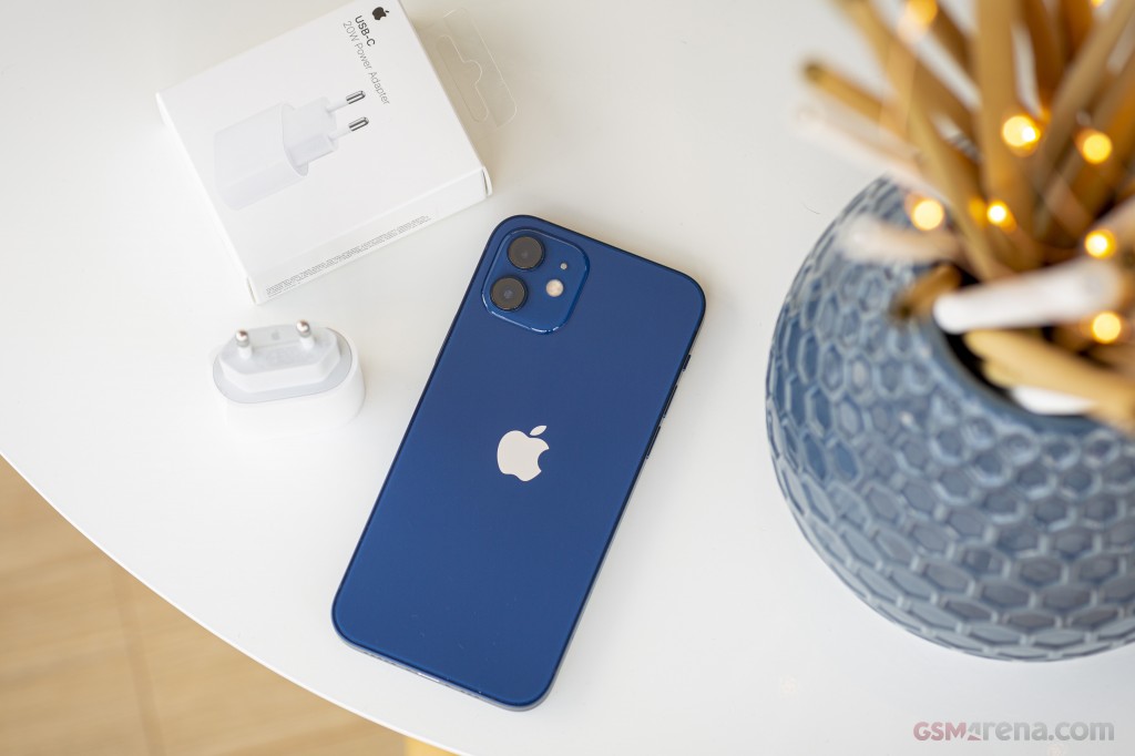 Apple iPhone 12 hands-on photo 2