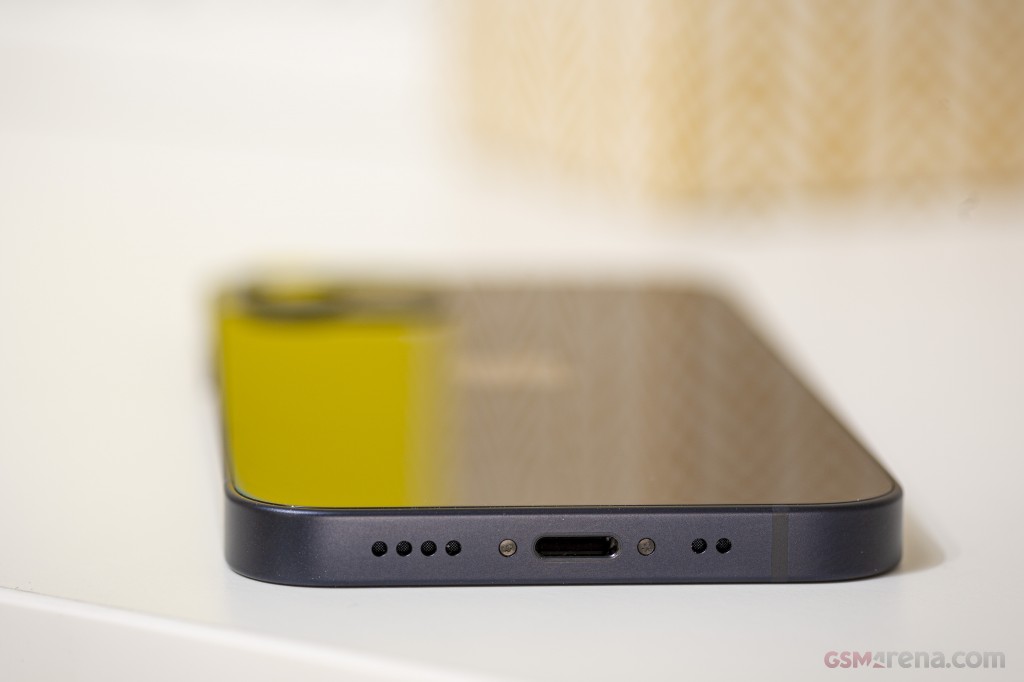 Apple iPhone 12 mini hands-on photo 18