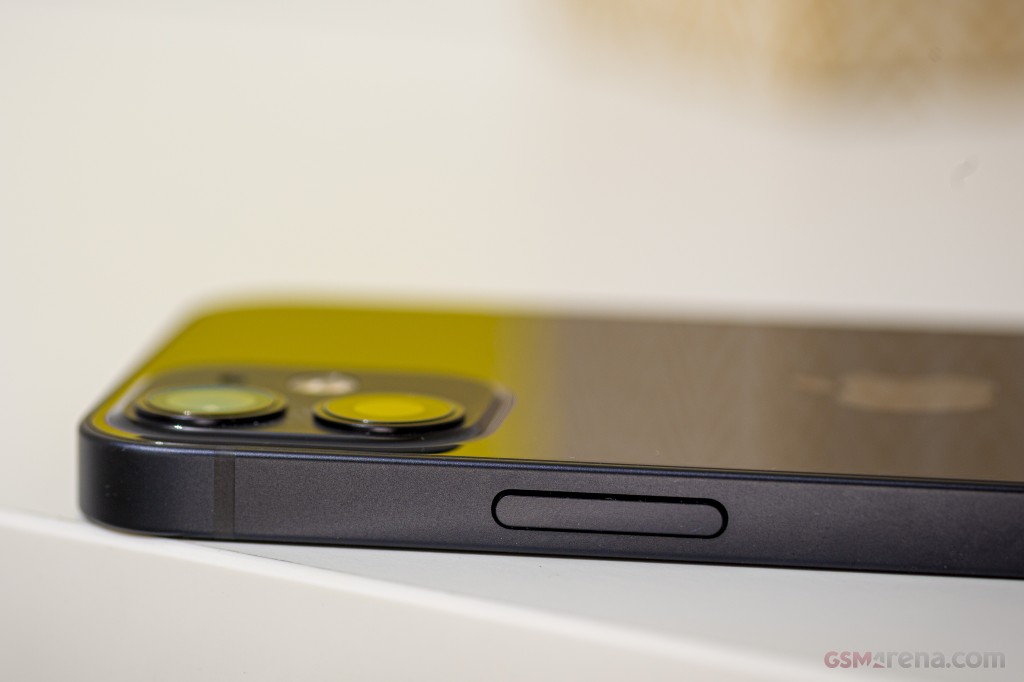 Apple iPhone 12 mini hands-on photo 19
