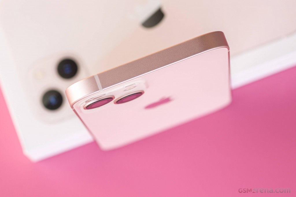 Apple iPhone 13 hands-on photo 11