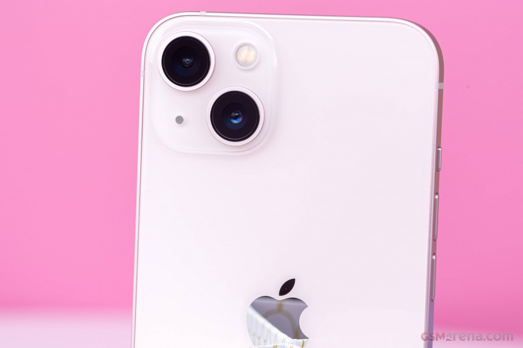 Apple iPhone 13 hands-on photo 19
