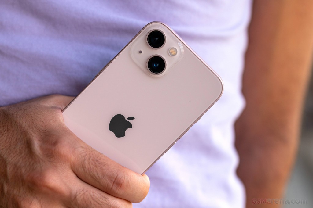 Apple iPhone 13 hands-on photo 21