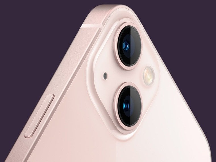 Apple iPhone 13 view 11