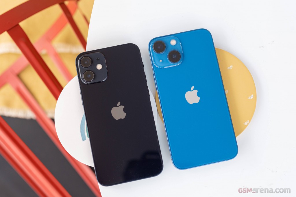 Apple iPhone 13 mini hands-on photo 6