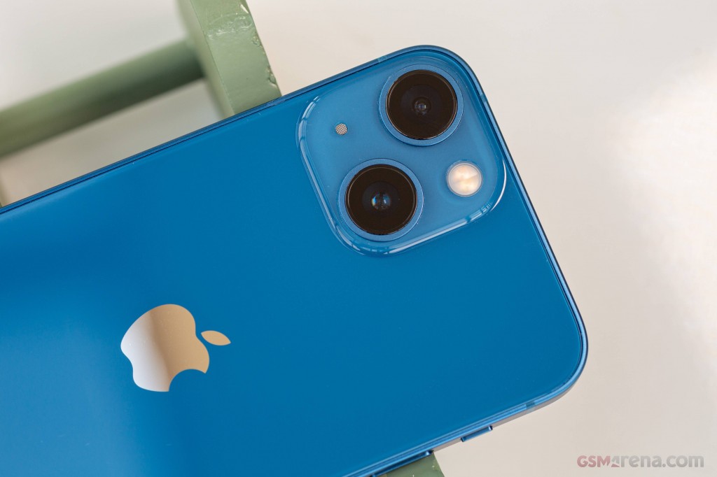 Apple iPhone 13 mini hands-on photo 19