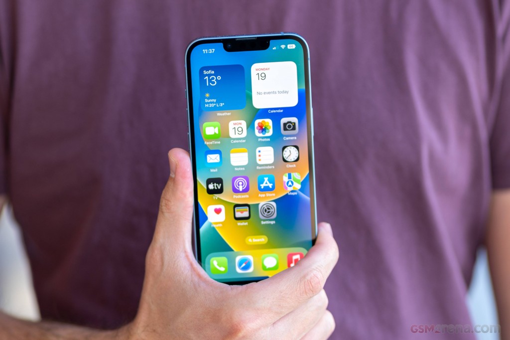 Apple iPhone 14 hands-on photo 20
