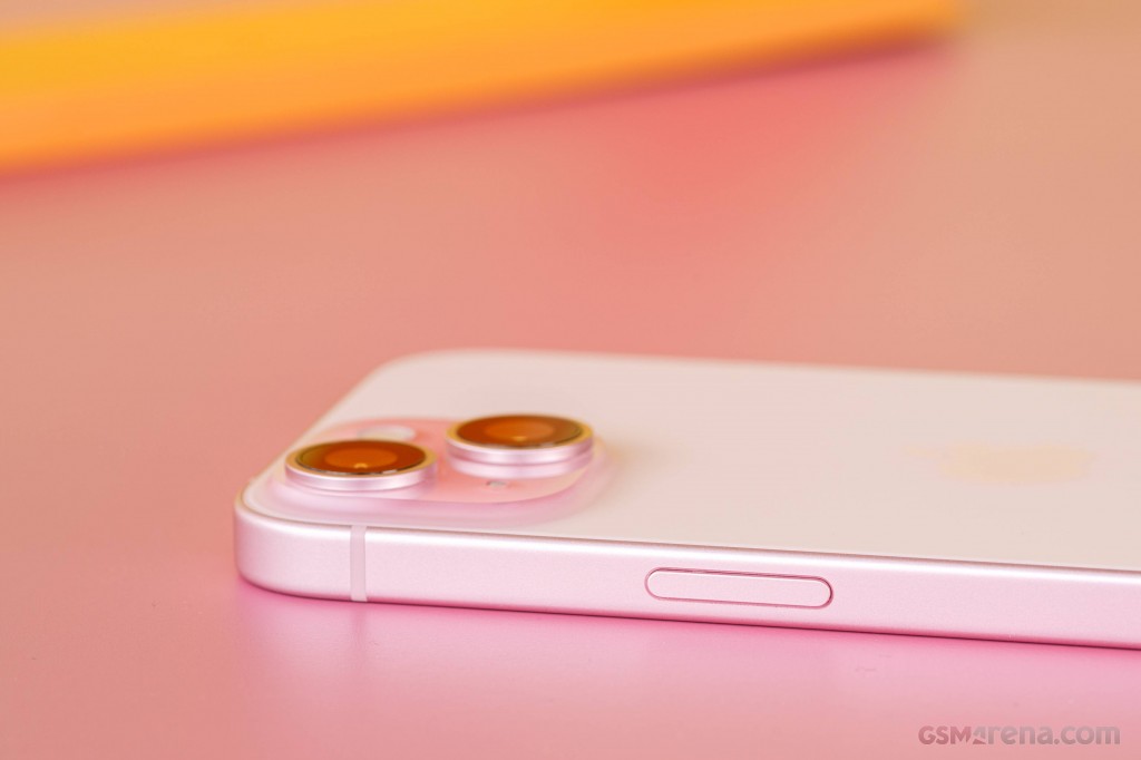 Apple iPhone 15 hands-on photo 4