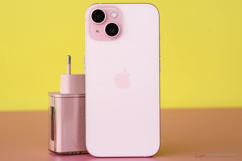 Apple iPhone 15 hands-on photo 16