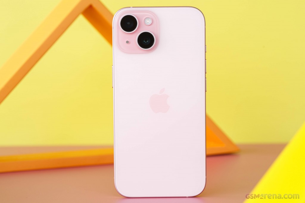 Apple iPhone 15 hands-on photo 19