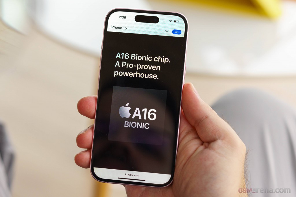 Apple iPhone 15 hands-on photo 32