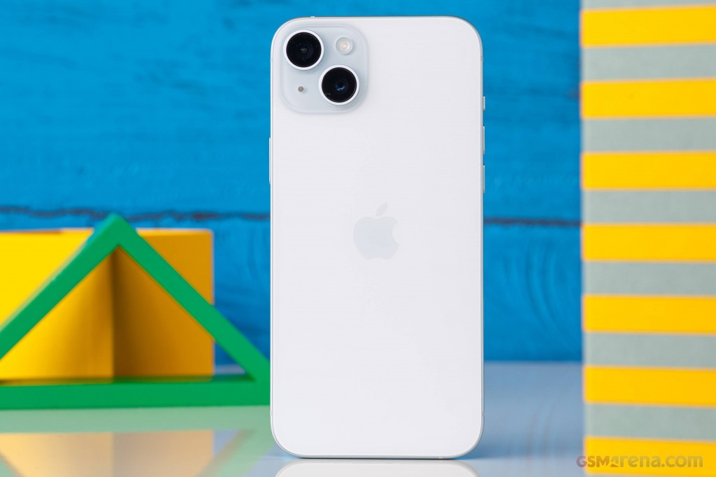 Apple iPhone 15 Plus hands-on photo 4