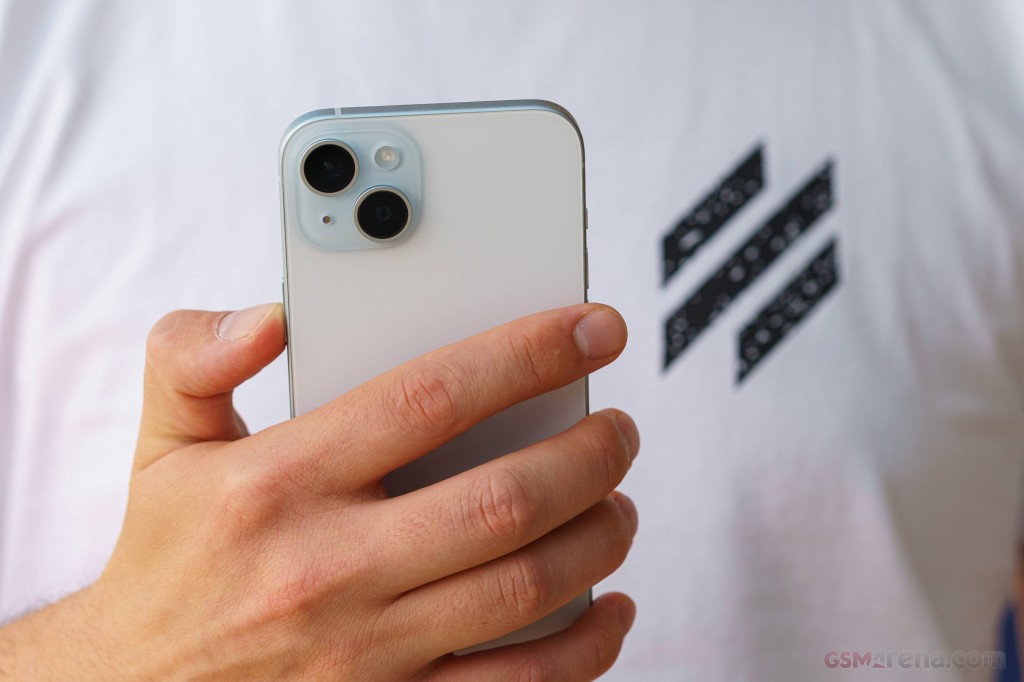 Apple iPhone 15 Plus hands-on photo 10