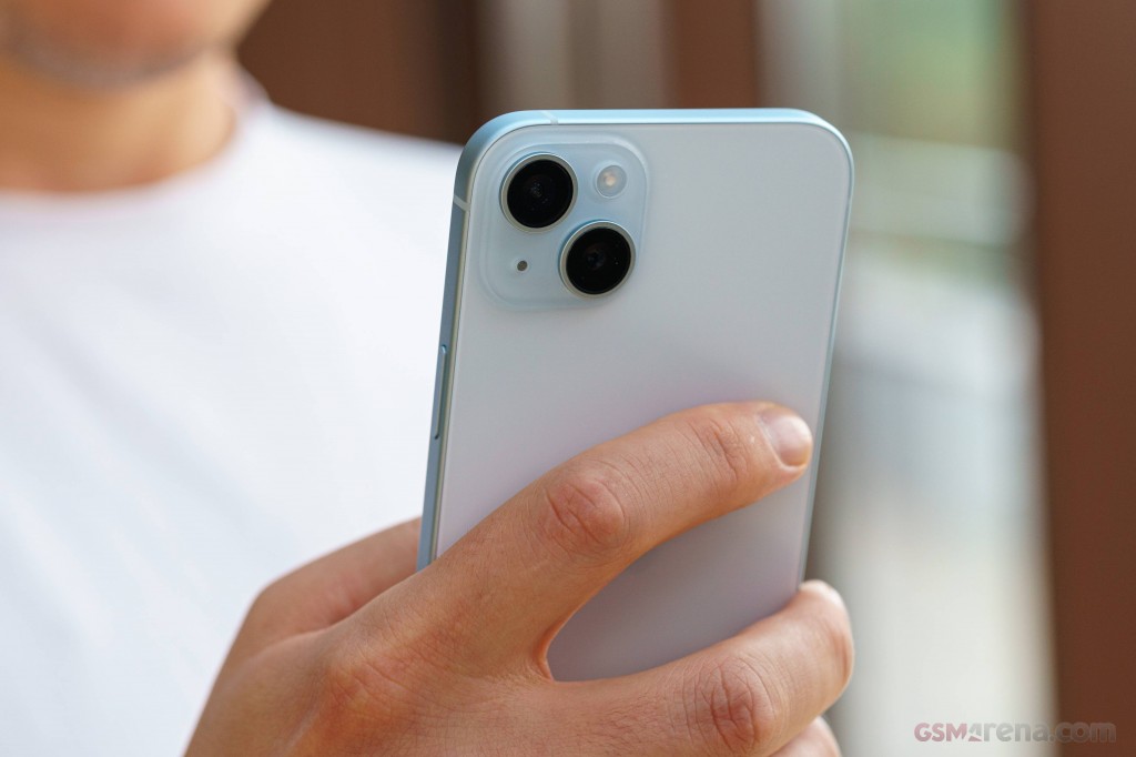 Apple iPhone 15 Plus hands-on photo 13