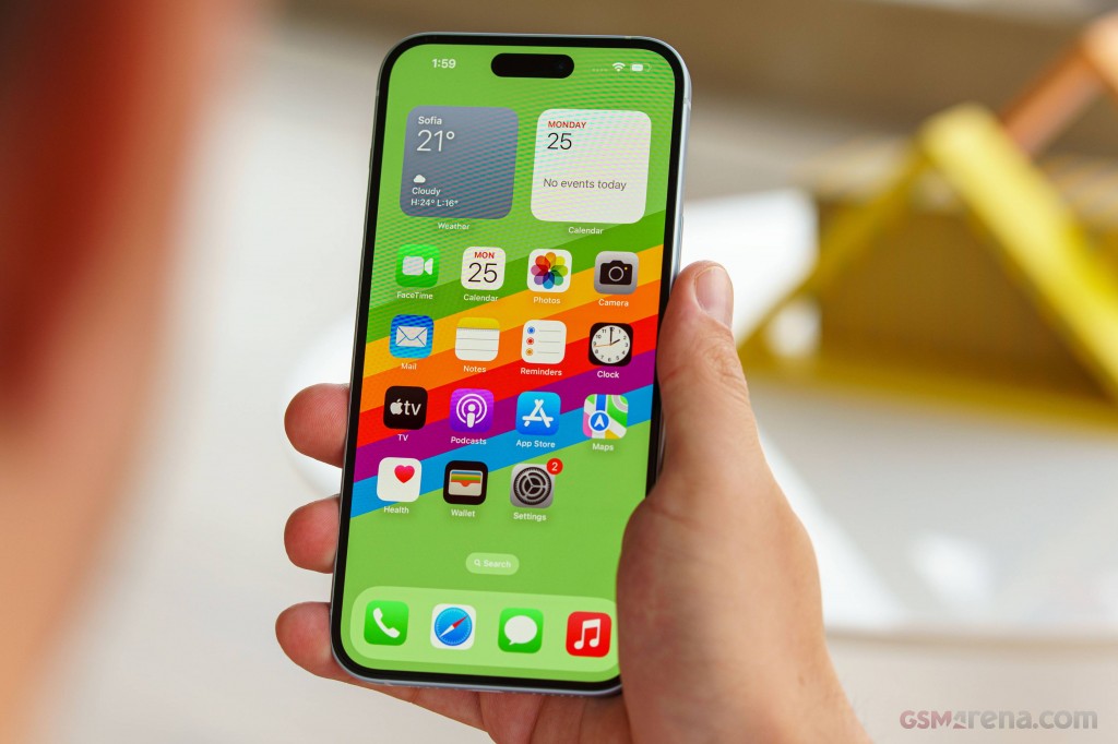 Apple iPhone 15 Plus hands-on photo 16