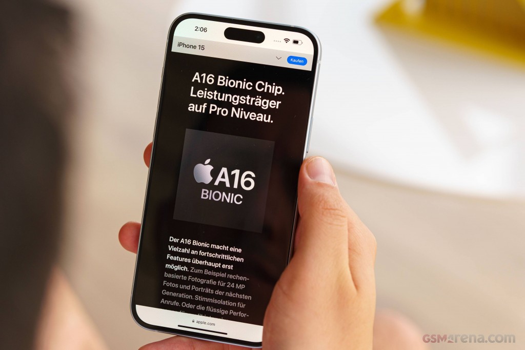 Apple iPhone 15 Plus hands-on photo 22