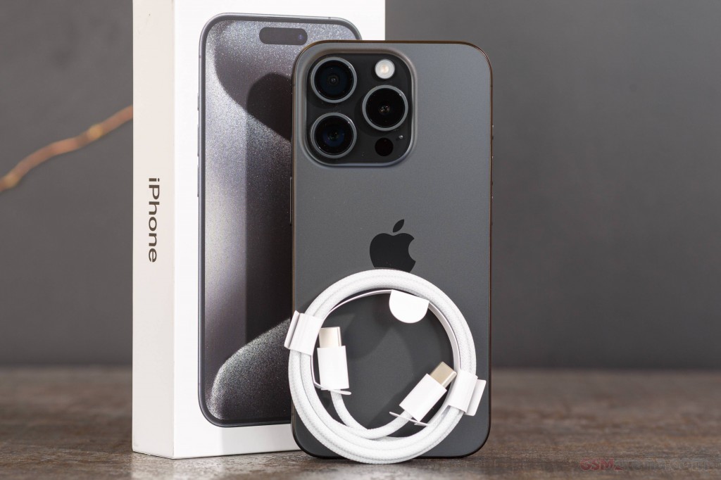 Apple iPhone 15 Pro hands-on photo 5