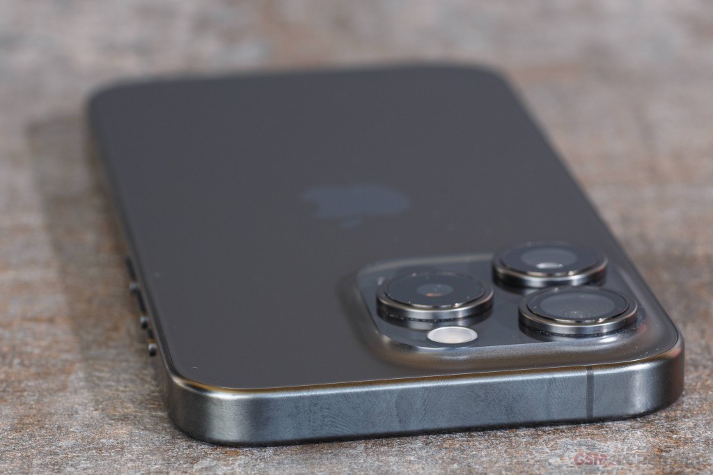 Apple iPhone 15 Pro hands-on photo 9