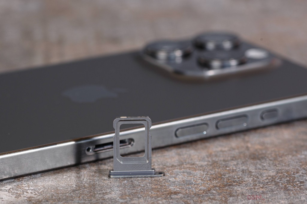 Apple iPhone 15 Pro hands-on photo 11