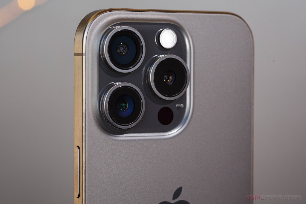 Apple iPhone 15 Pro hands-on photo 16