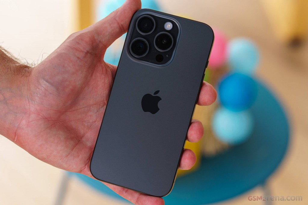 Apple iPhone 15 Pro hands-on photo 17