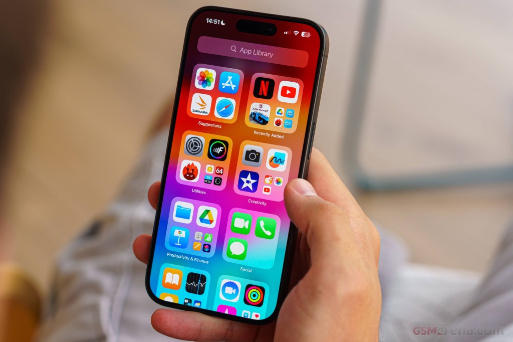 Apple iPhone 15 Pro hands-on photo 25