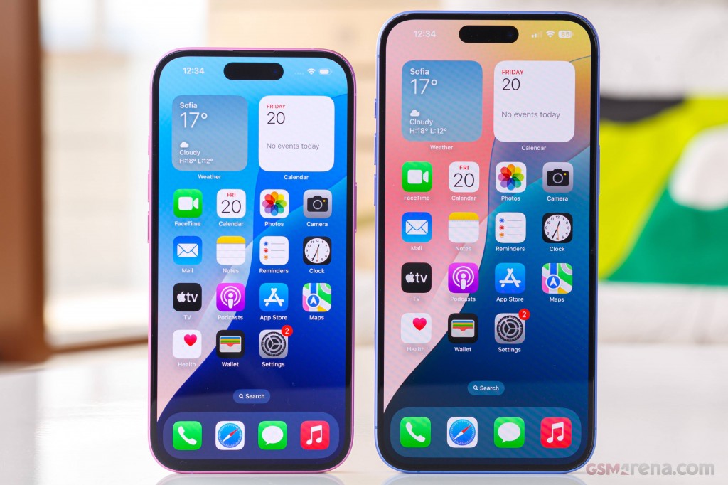 Apple iPhone 16 hands-on photo 7