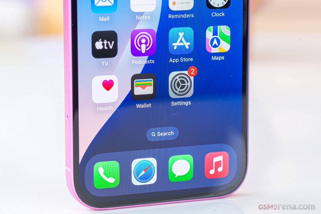 Apple iPhone 16 hands-on photo 17