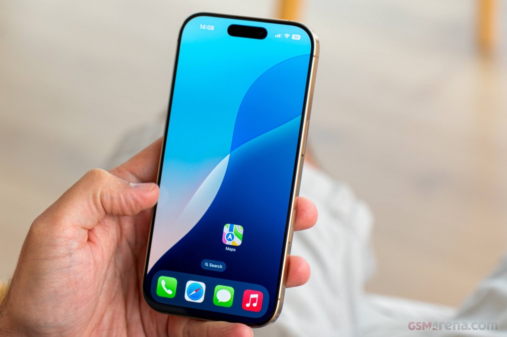 Apple iPhone 16 hands-on photo 28