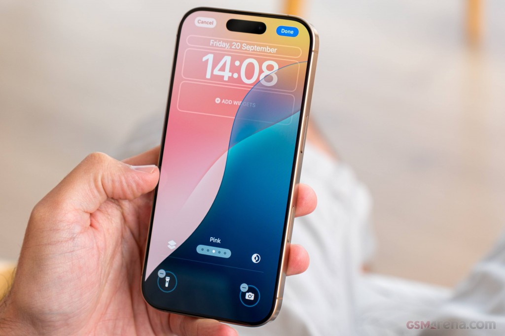 Apple iPhone 16 hands-on photo 29