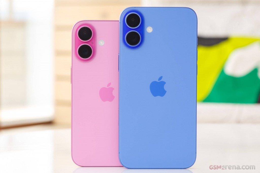 Apple iPhone 16 Plus hands-on photo 6