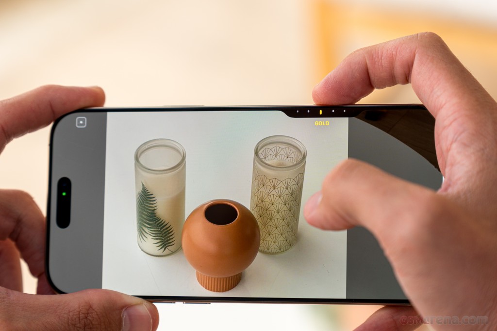 Apple iPhone 16 Plus hands-on photo 16