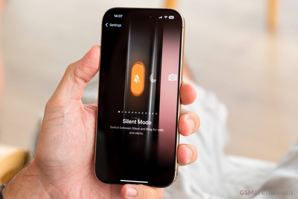 Apple iPhone 16 Pro hands-on photo 29