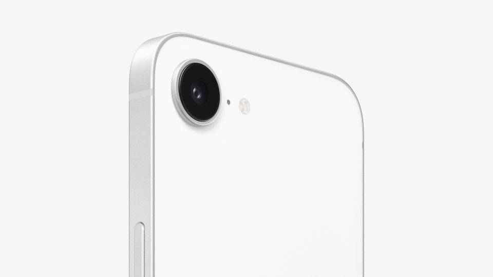 Apple iPhone 16e view 10