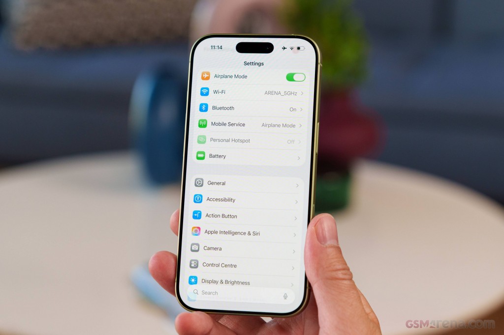 Apple iPhone 17 hands-on photo 30