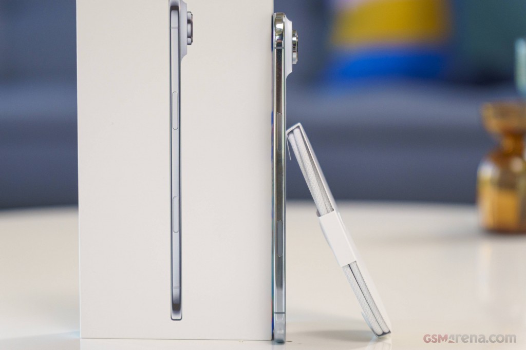 Apple iPhone Air hands-on photo 7
