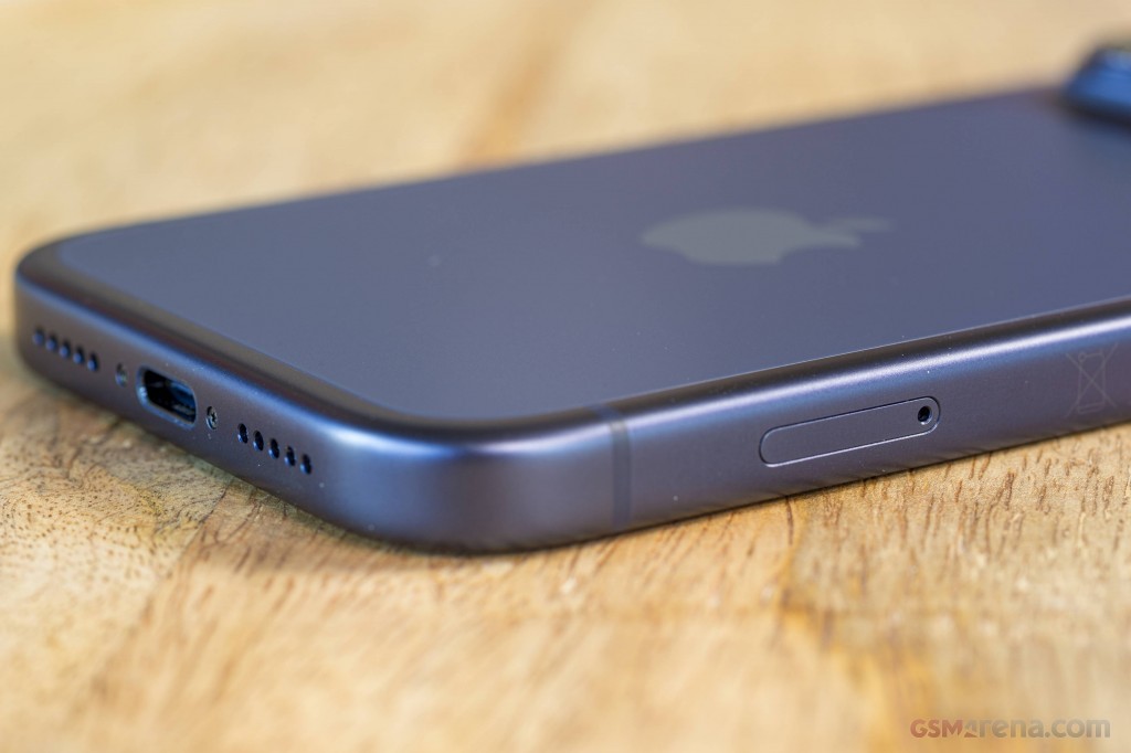 Apple iPhone 17 Pro hands-on photo 32