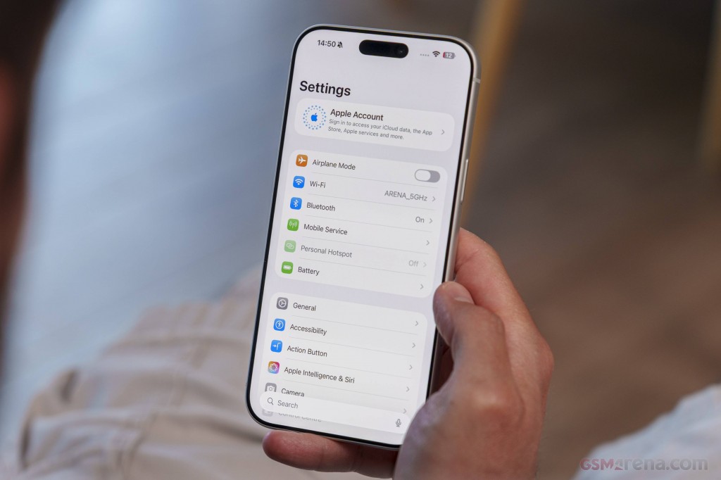 Apple iPhone 17 Pro Max hands-on photo 30