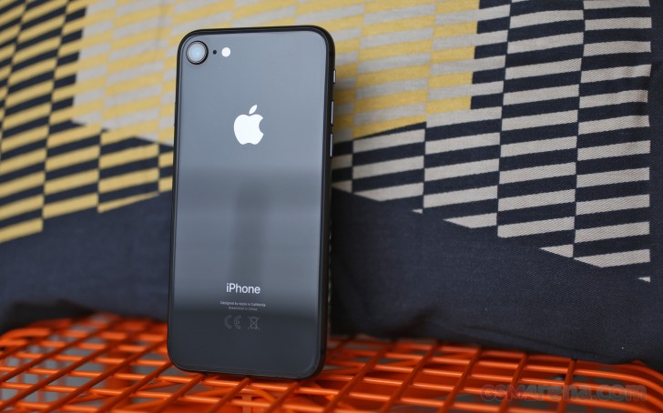 Apple iPhone 8 hands-on photo 2