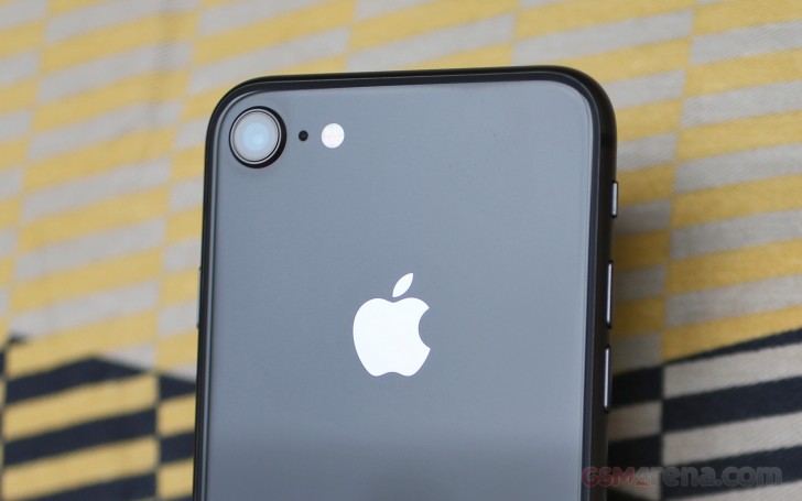 Apple iPhone 8 hands-on photo 7