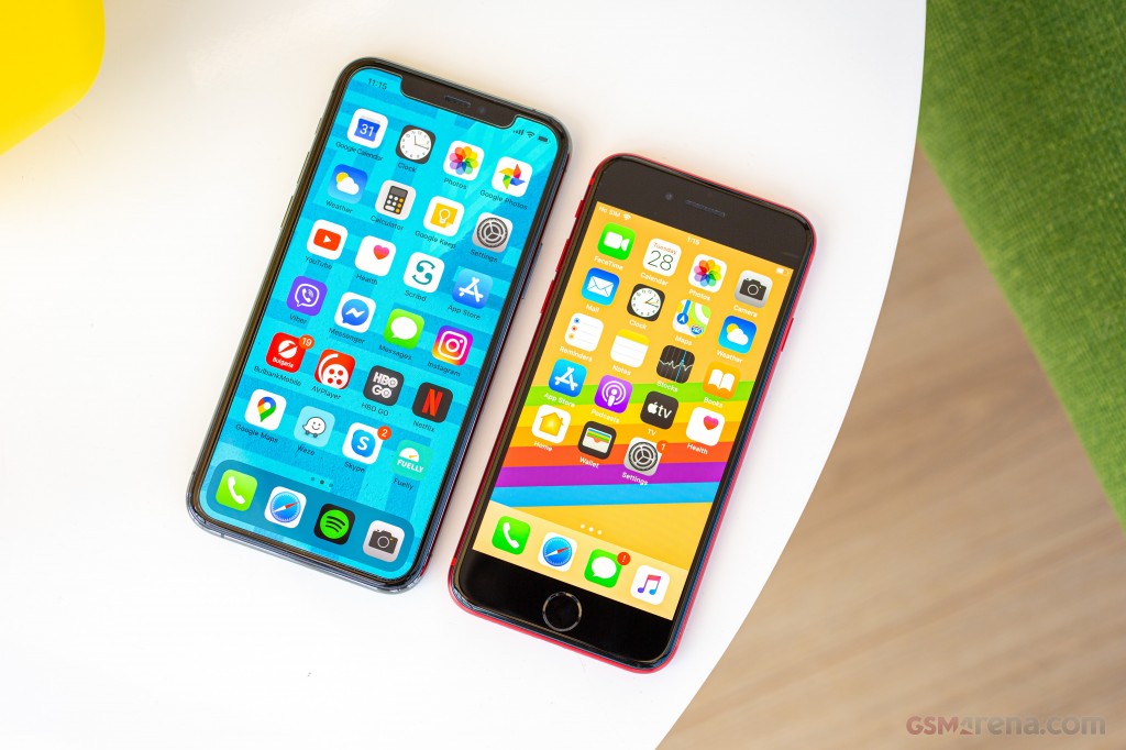 Apple iPhone SE (2020) hands-on photo 1