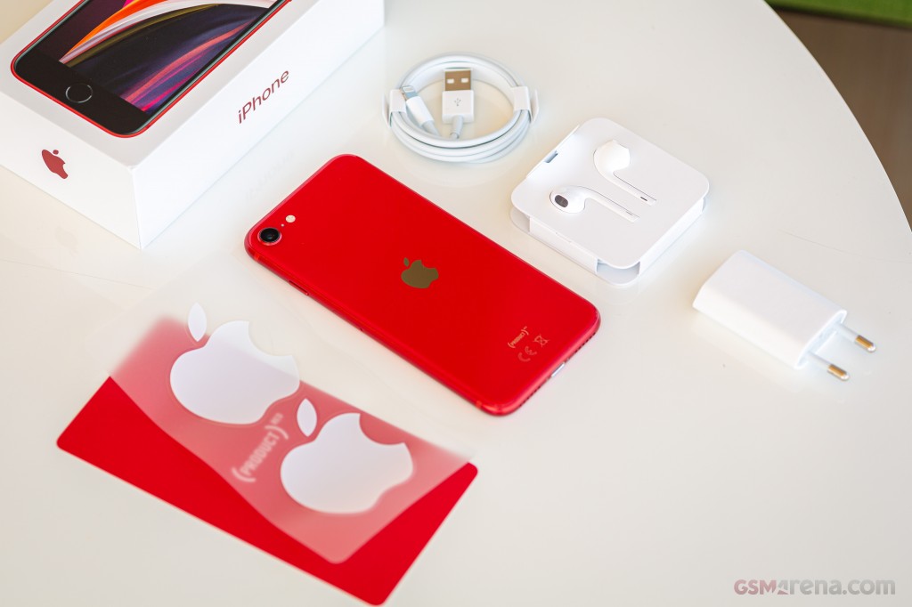 Apple iPhone SE (2020) hands-on photo 7