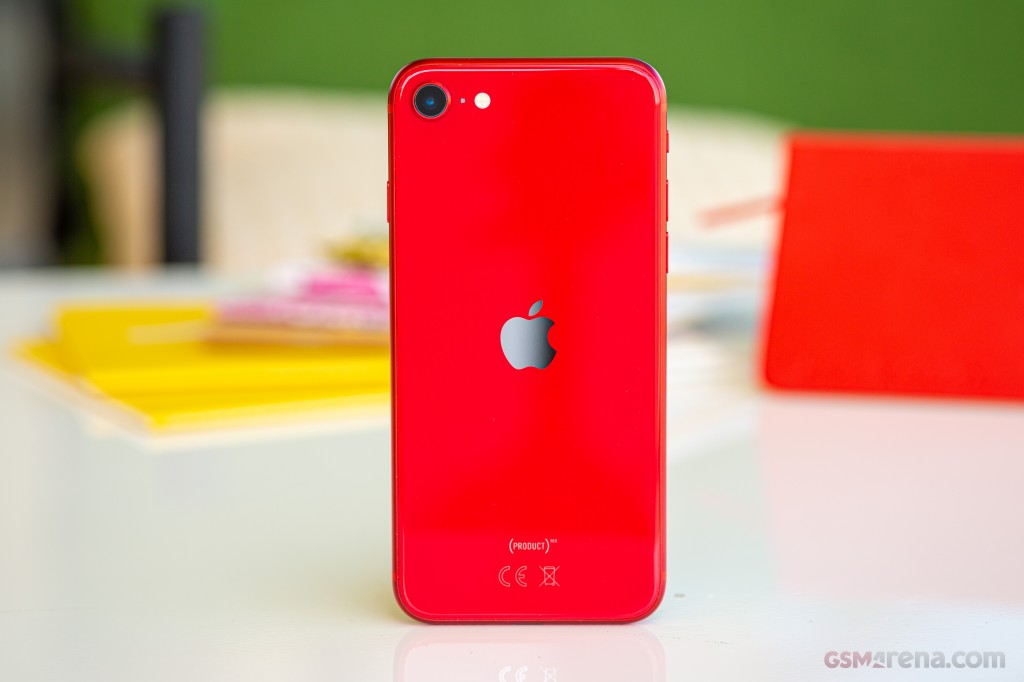 Apple iPhone SE (2020) hands-on photo 14