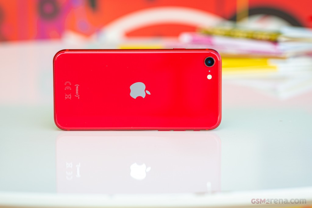 Apple iPhone SE (2020) hands-on photo 20