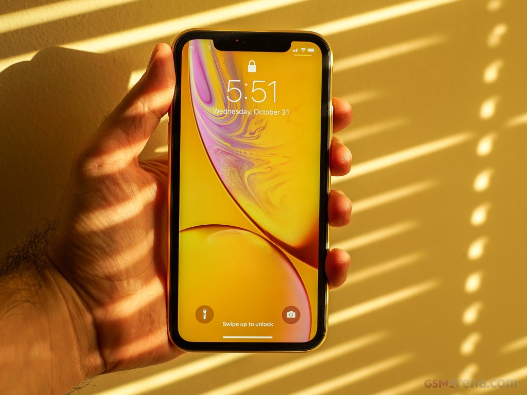 Apple iPhone XR hands-on photo 11