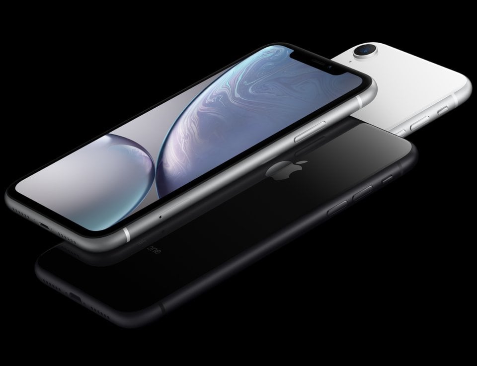 Apple iPhone XR view 14