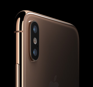 Apple iPhone XS view 10