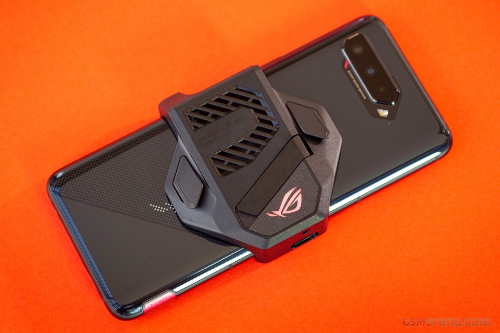 Asus ROG Phone 5 hands-on photo 4