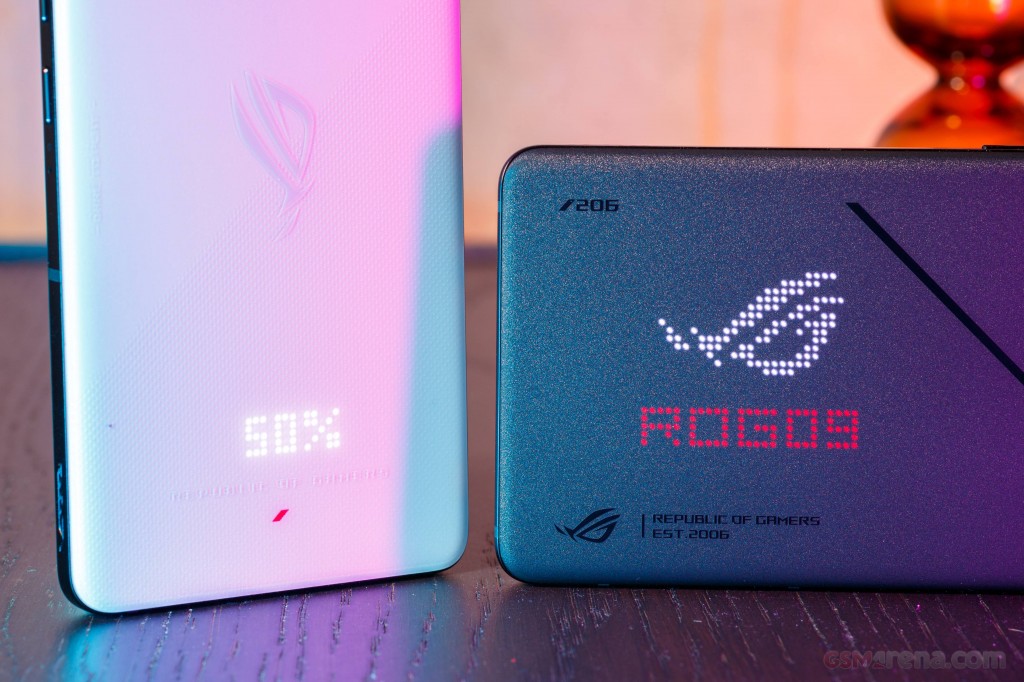 Asus ROG Phone 9 Pro hands-on photo 2