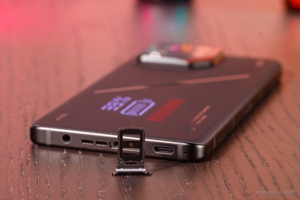 Asus ROG Phone 9 Pro hands-on photo 16